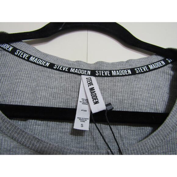 Steve Madden Gray Rib Knit Top Womens sz S Rayon Mininalist Neutral Streetwear - Picture 3 of 6